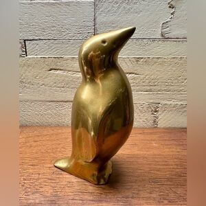 SOLID BRASS PENGUIN. FROM K P ENTERPRISES, MADE IN KOREA. 2 1/2”W X 4 1/2”H.